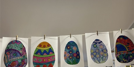 Powiększ grafikę: Prace Wielkanocne przygotowywane przez uczniów świetlicy