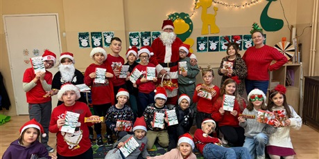 Powiększ grafikę: Mikołajki w Piętnastce