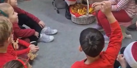 Powiększ grafikę: Mikołajki w Piętnastce