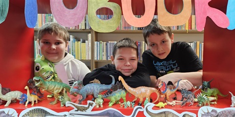 Powiększ grafikę: Dzień Dinozaura