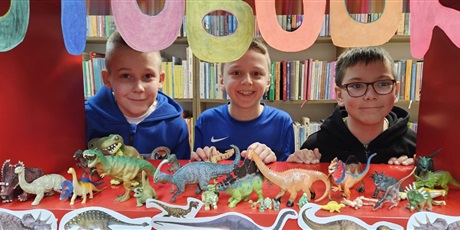 Powiększ grafikę: Dzień Dinozaura