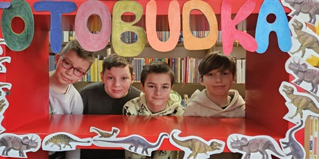 Powiększ grafikę: Dzień Dinozaura