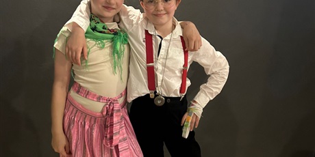 Powiększ grafikę: spektakl w teatrze Mostownia