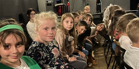 Powiększ grafikę: spektakl w teatrze Mostownia