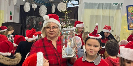 Powiększ grafikę: kiermasz świąteczny