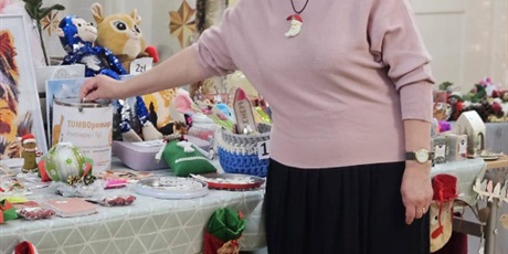 Powiększ grafikę: kiermasz świąteczny