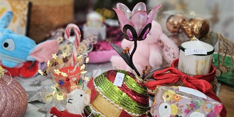 Powiększ grafikę: kiermasz świąteczny