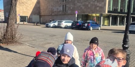 Powiększ grafikę: klasa Ib w teatrze Wybrzeże