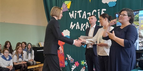 Powiększ grafikę: zakończenie roku szkolnego