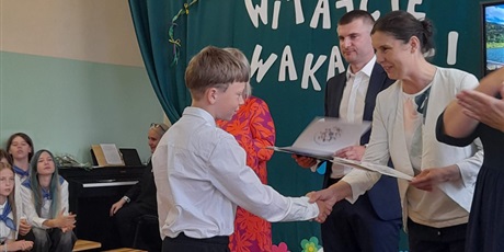 Powiększ grafikę: zakończenie roku szkolnego
